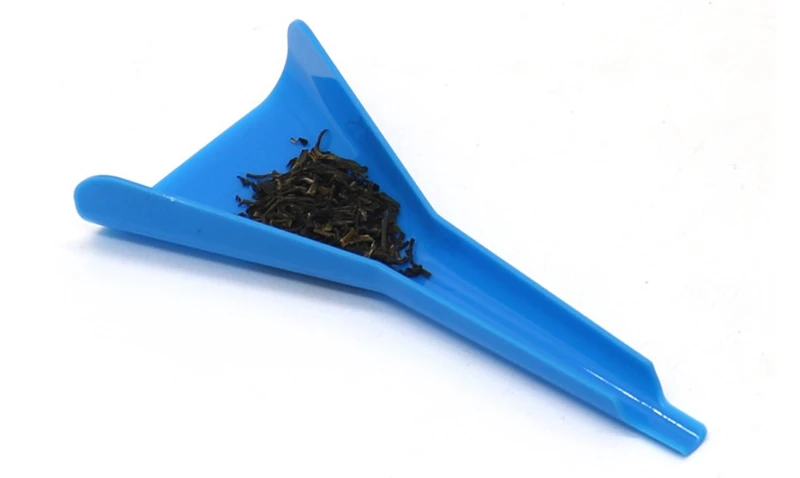 Mini Household Plastic Pre Rolled Cone Loader Funnel Filler Small Caliber Creative Kitchen Cone Funnel Smoking Accessories