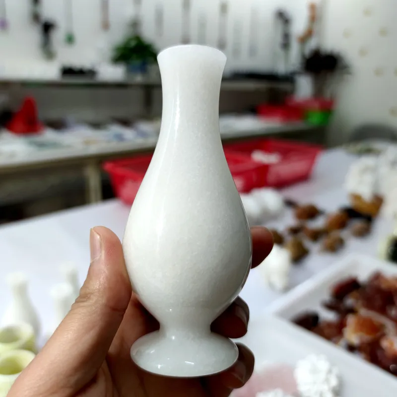 
Hot Selling Sale Crystal Stone Carved Polishing Quartz Sculpture Craft For Gifts 