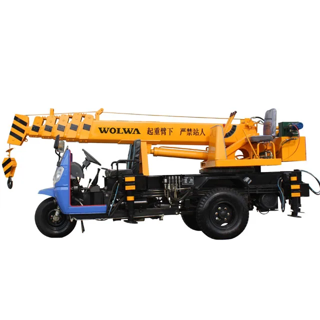 truck crane three wheel 3 ton tricycle crane diesel engine