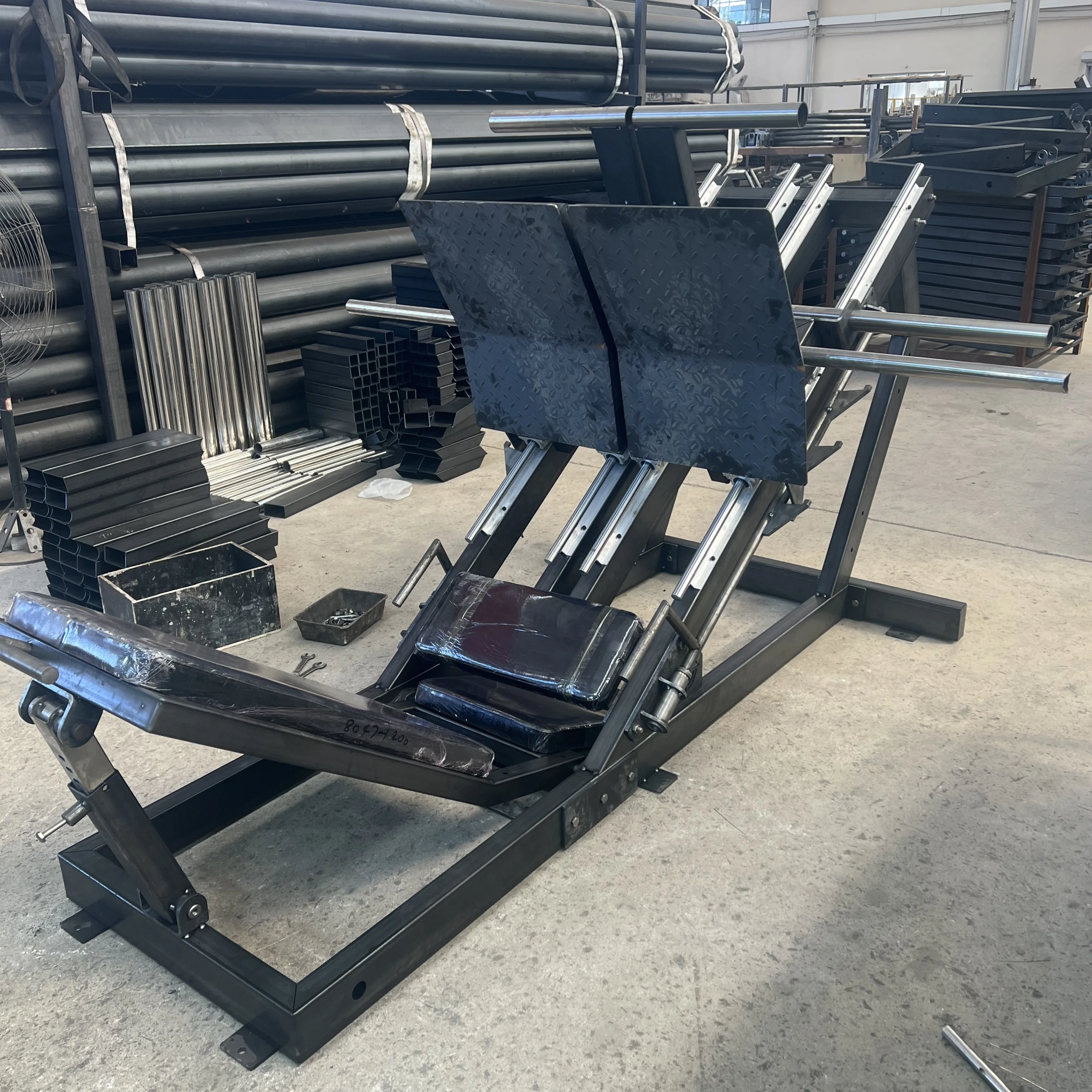 M1 Selectorized Standing Lateral Raise Fitness Strength Equipment