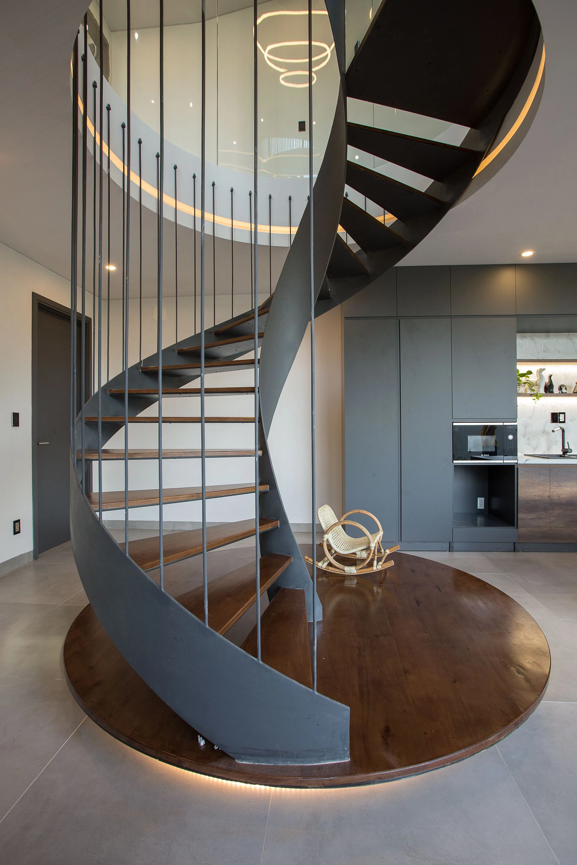 Customized decorative steel Curved stairs outdoor cabe railing external metal staircase