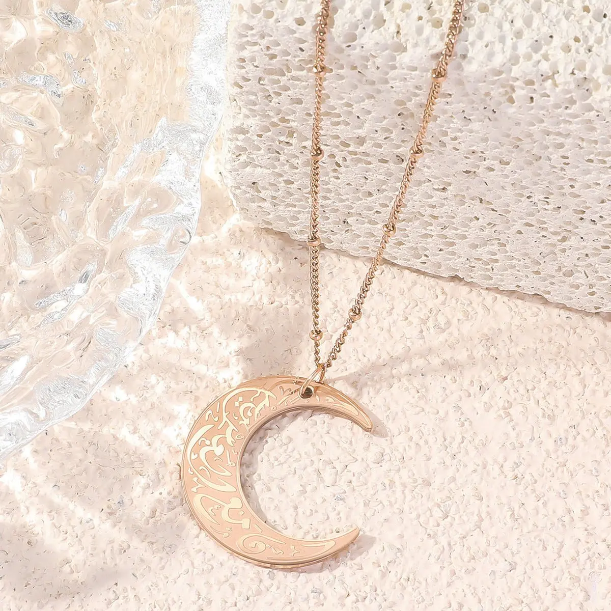 Moon Pendant Necklace for Women Crescent Moon Necklace Jewelry with Adjustable Clavicle Chain Simple Titanium Steel Necklace