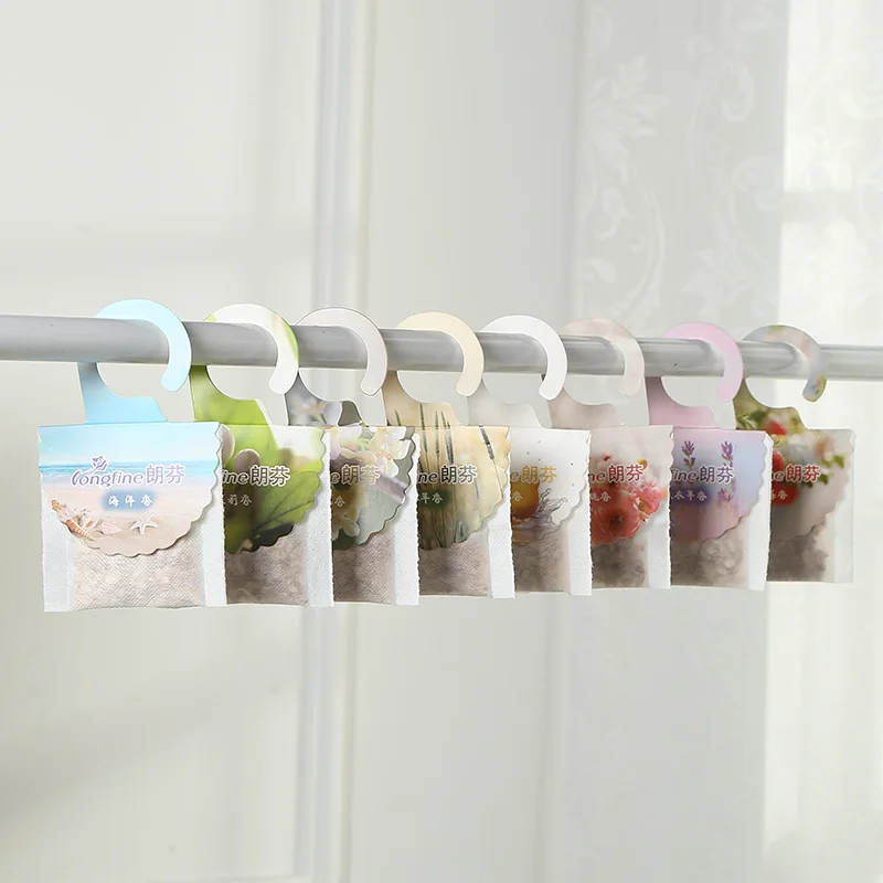 Hot Selling Hanging Refreshing Scent Car Wardrobe Diffuser Accessories air Freshener