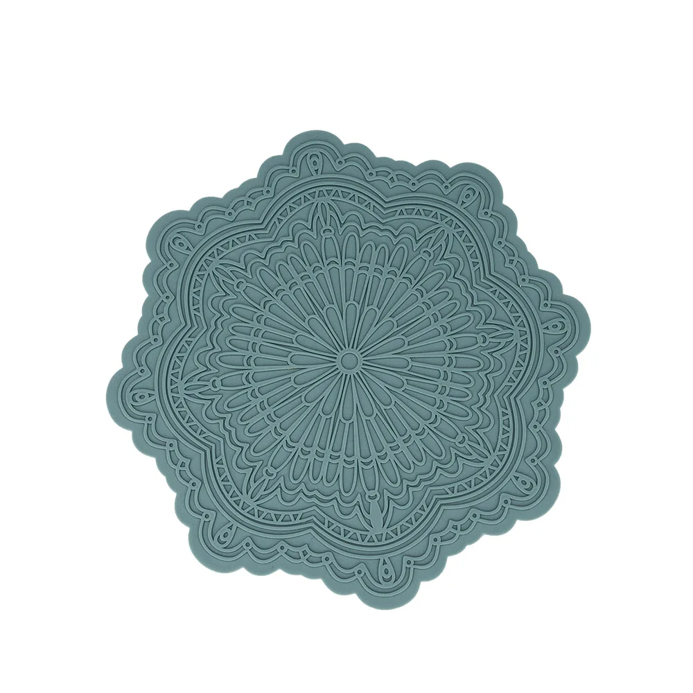 Non Slip Floral Lace Silicone Coasters for Drinks Coffee Tables Flowers Silicone Insulation Pads for Kitchen Hot Pans Pots