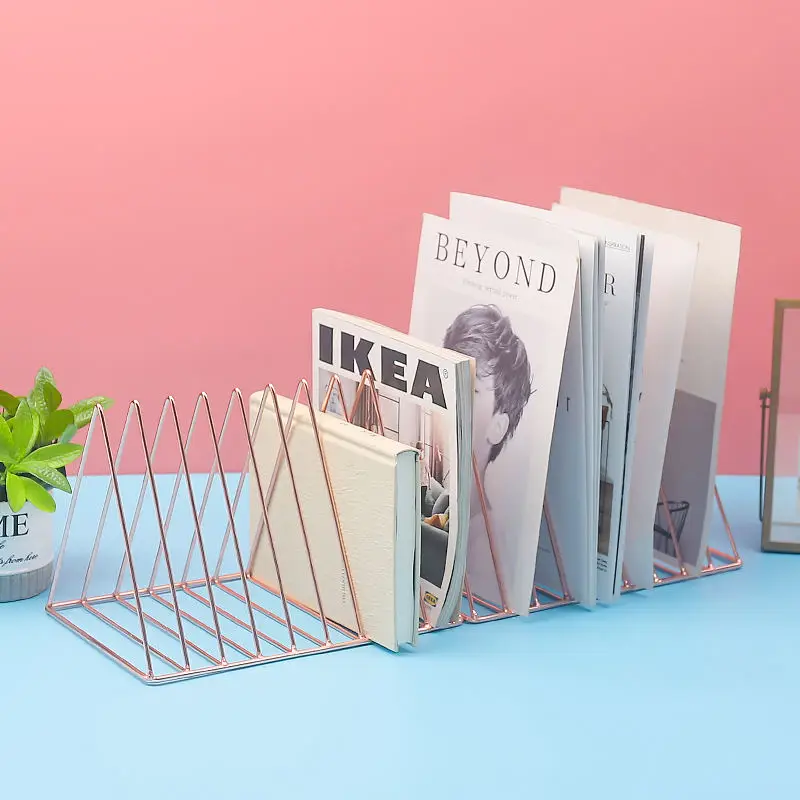 Настольная треугольная книжная полка в скандинавском стиле ins, простой железный книжный конец, офисный журнал, газета, креативный держатель для хранения книг и файлов