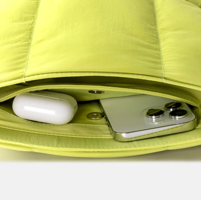 Light Weight Quilted Puffer Shoulder Bag Tablet case