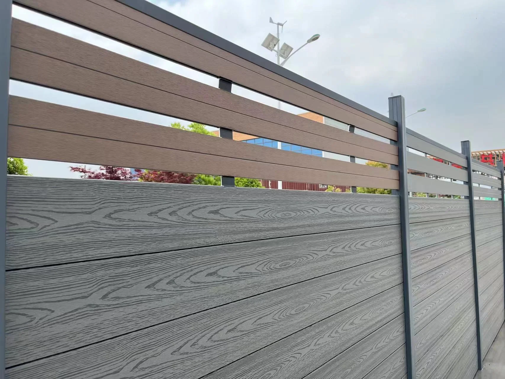 Hot seller eco friendly  backyard outdoor fencing  composite wpc fence boards