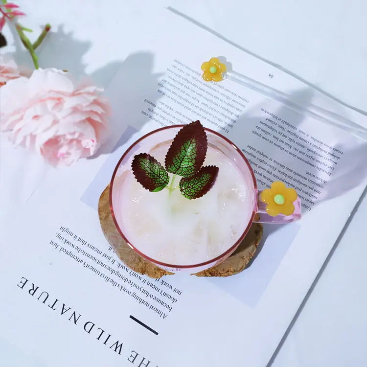 New Design Single Wall Glass Cup With Cherry Flowers Borosilicate Glass Cups With Handle Custom Logo And Flowers