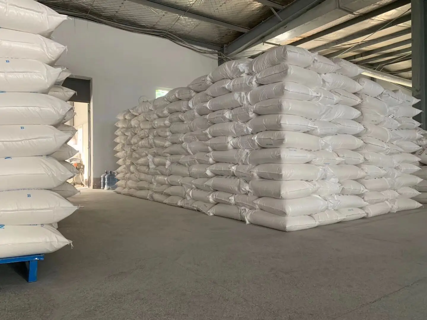 oil bleaching silica gel sand white granules decolorization agent for waste diesel oil