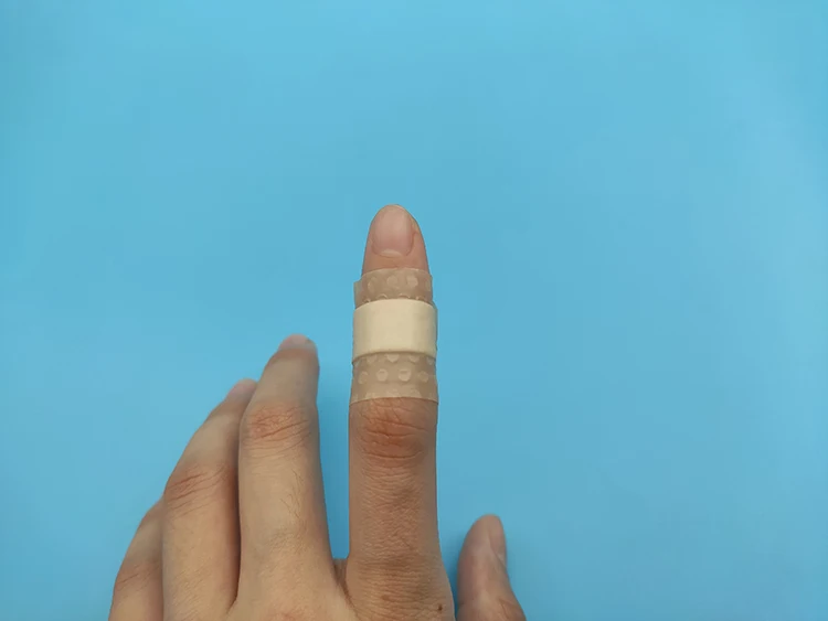 Medic Consum Customized Logo Dressing Medical Supplies Disposable Silicone Foam Wound Dressing Adhesive