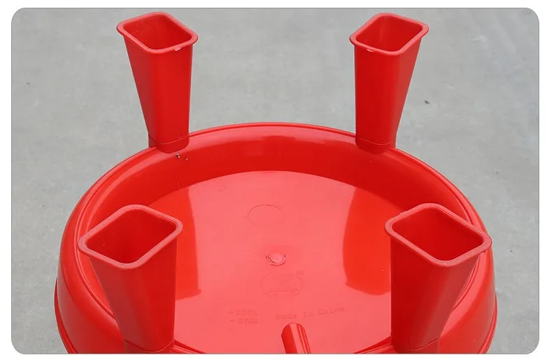 Поилки для птицы и курицы