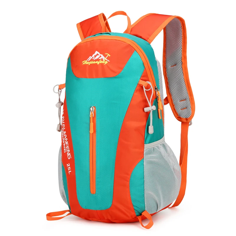 Wholesale customization fashion 25 L waterproof hydration backpack for outdoor activity with Water bag outlet