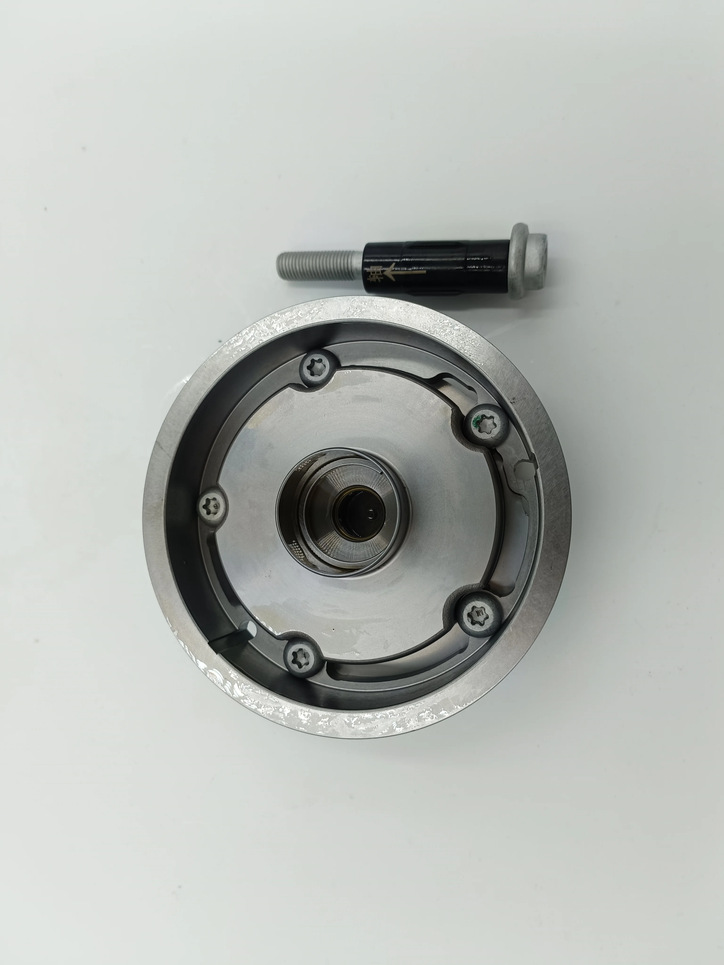 China manufacturer direct wholesale Engine parts Camshaft Phaser Gear Timing Gear 55567048 55567049