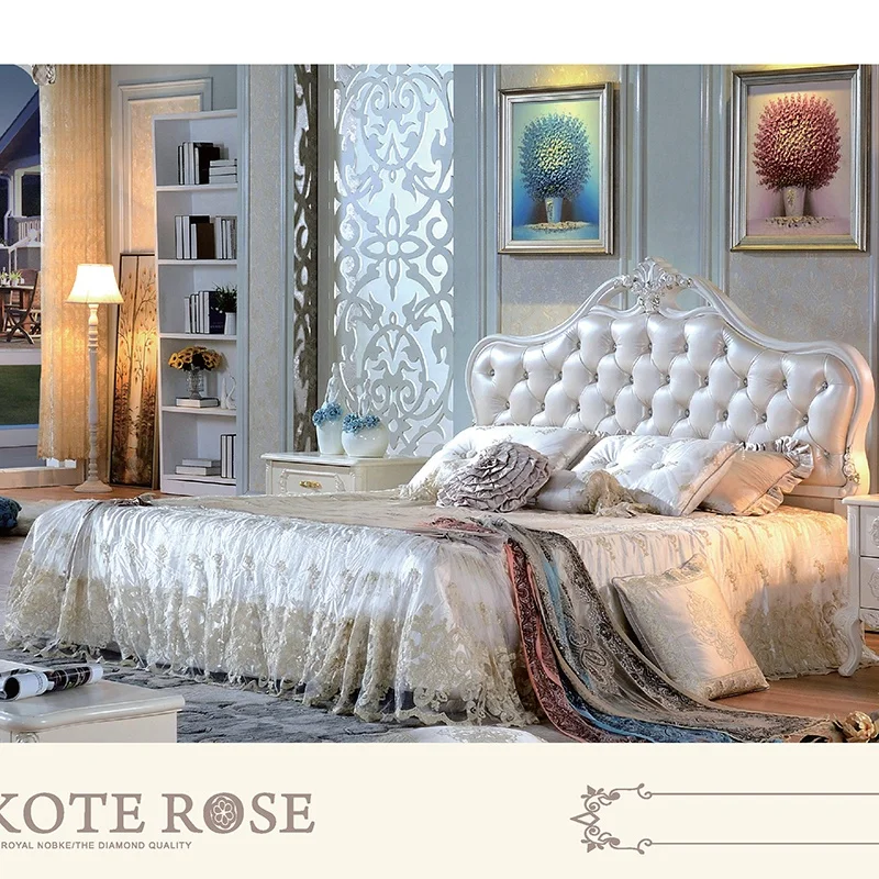 Luxury Italian Bedroom Furniture Set King Size Classic Italian Latest Gold Wooden Bed