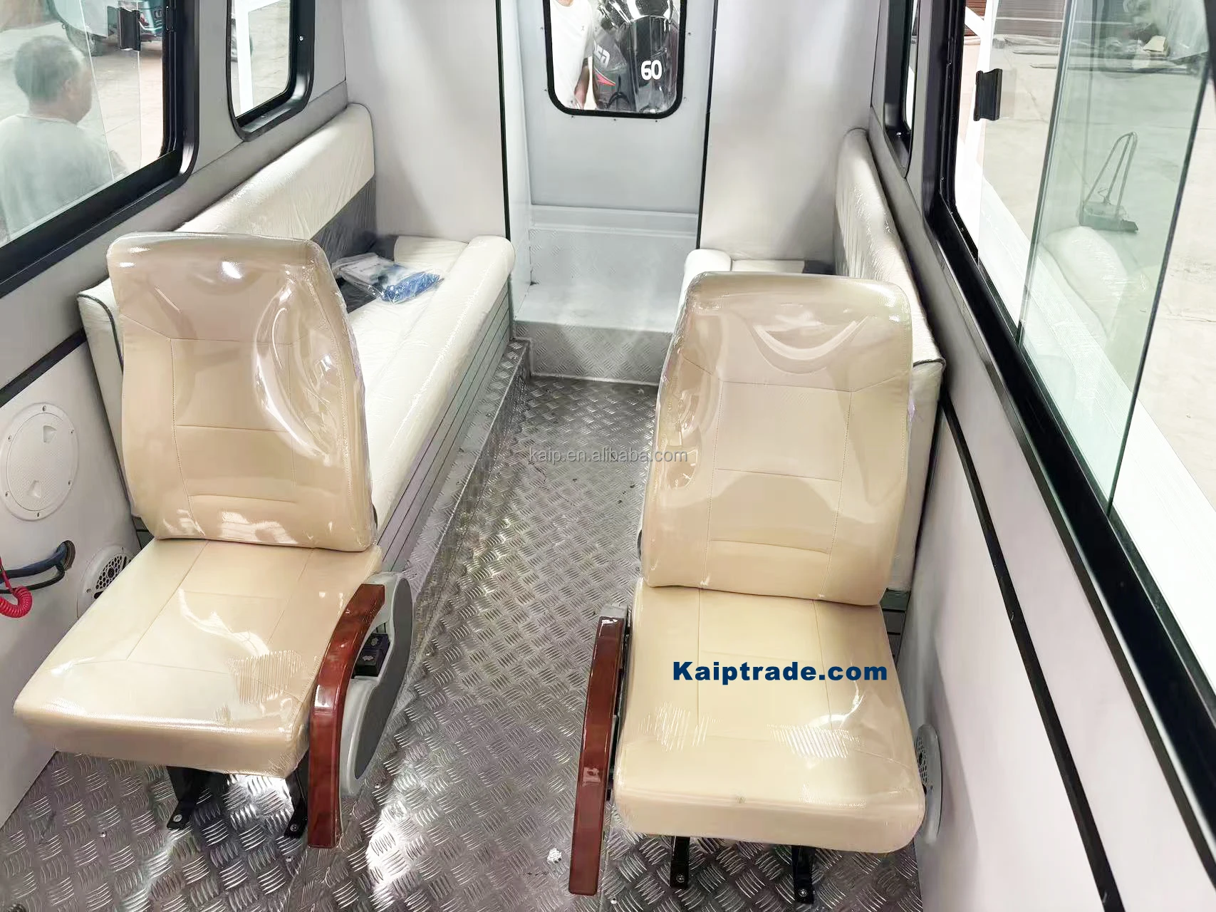 20ft cabin boat aluminum alloy bench Captain Chair Windshield outboard 60-115 HP yacht lure Vessels Cruisers Rowing Sea