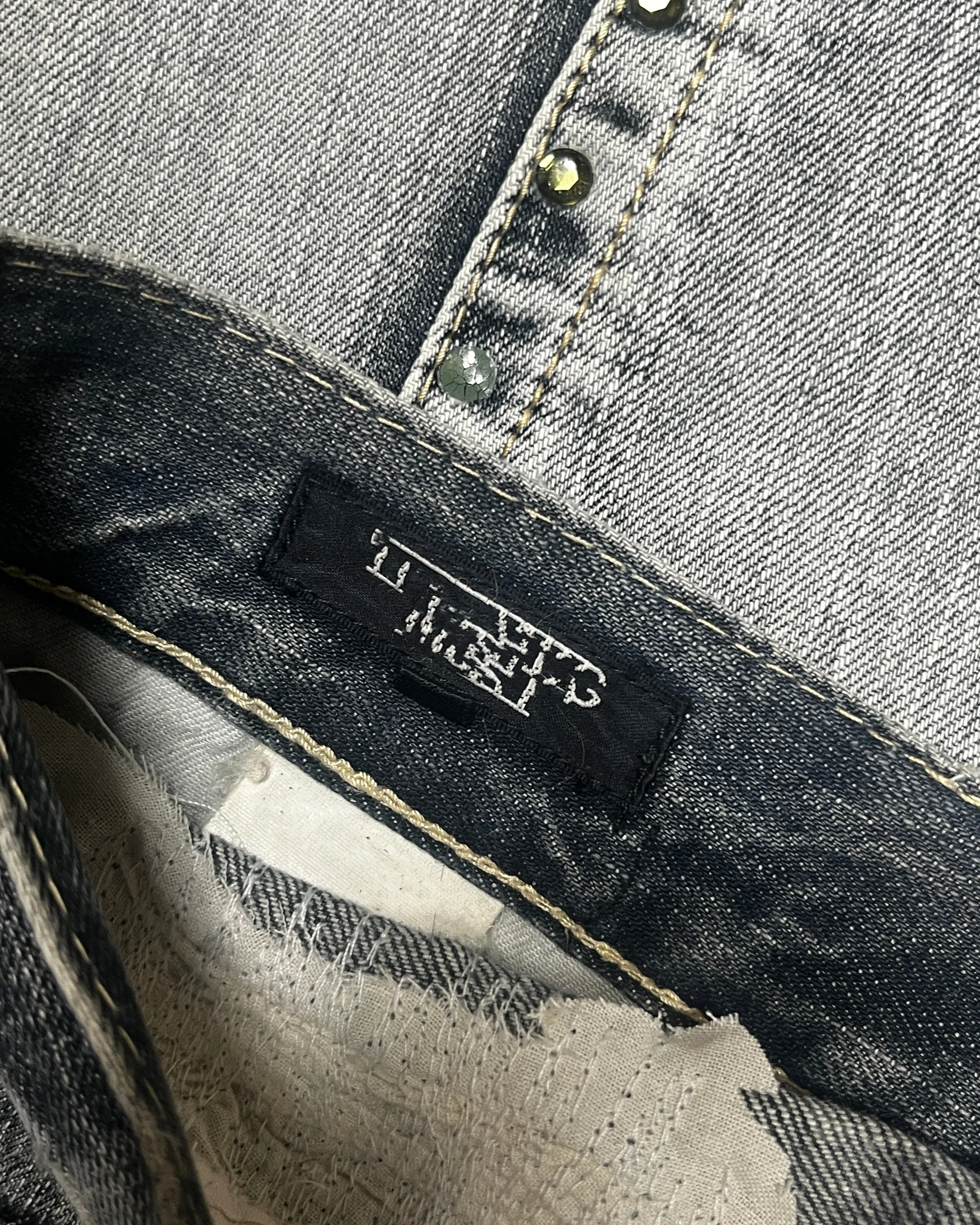 High Quality Paint Spatter Stacked Jeans For Women Vintage Durable Denim Fabric Semi Flare Stacked Pants