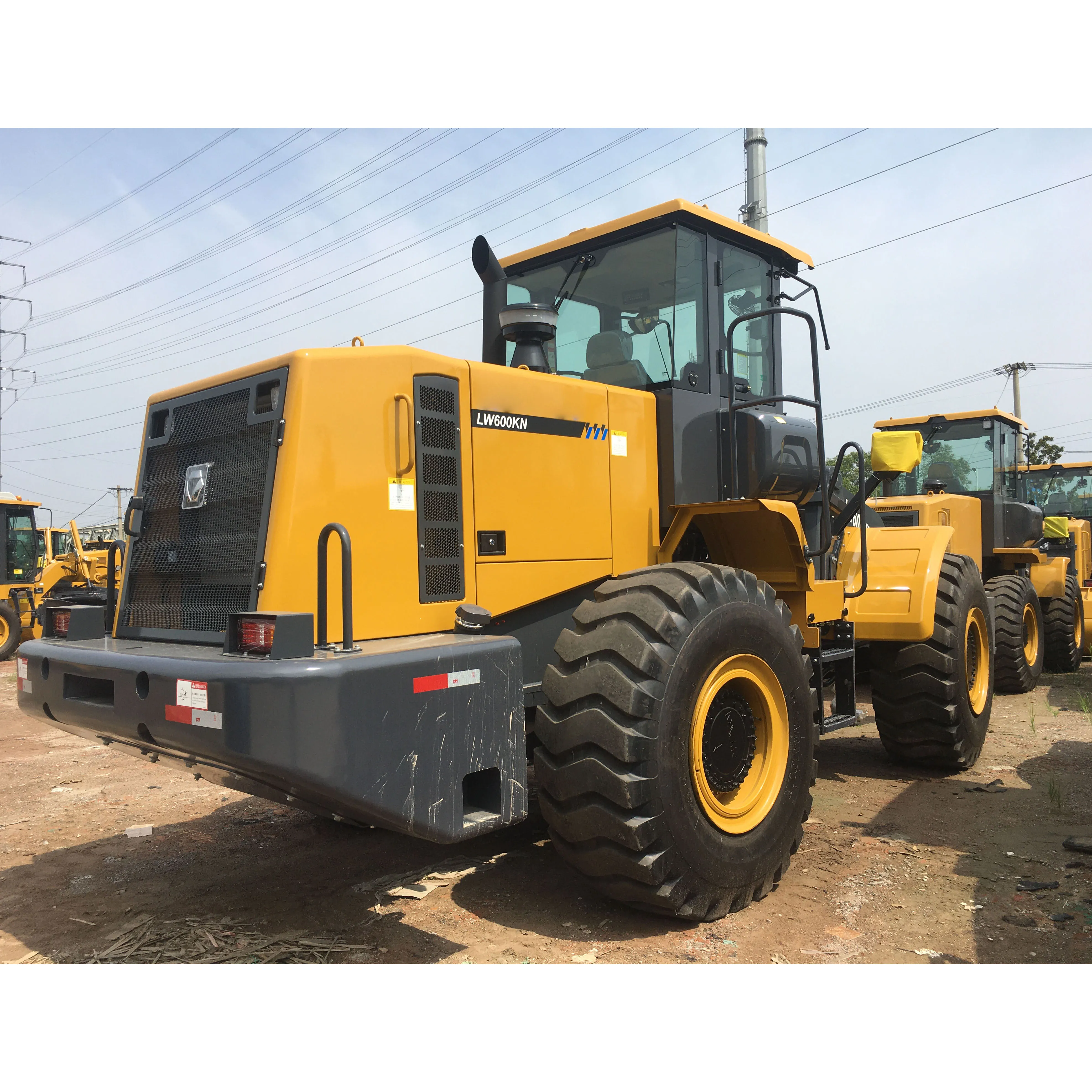 Китайский землеройный погрузчик LW600KN с 3 0 ~ 4 5 м3 двигатель Shang chai популярный в Африке