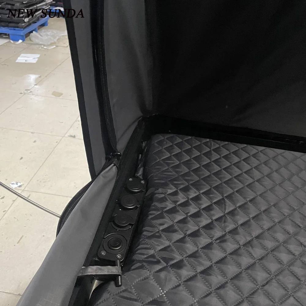 Easy To Carry Two-minute Quick Setup 12CM Super Thin Aluminum Triangle Car Rooftop Tent