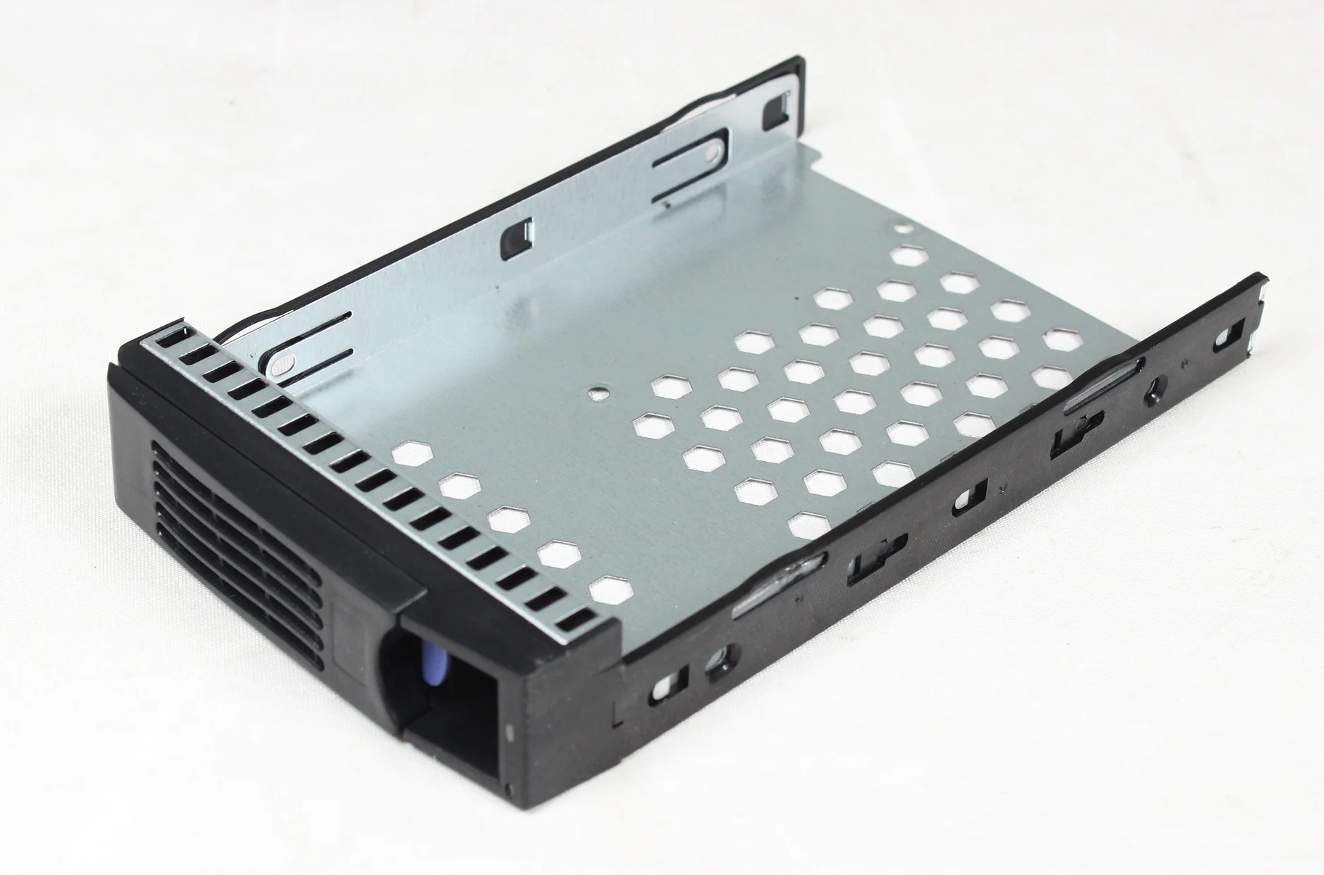 HDD tray for 2.5'SSD or 3.5' HDD  enclosure