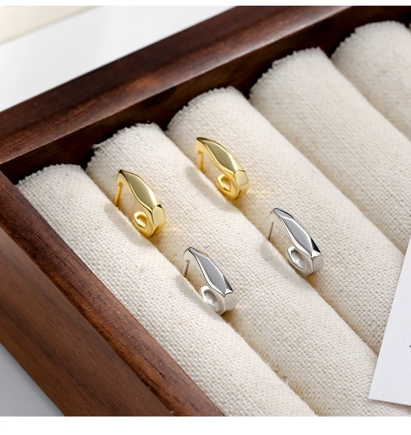 Женские серьги из серебра 925