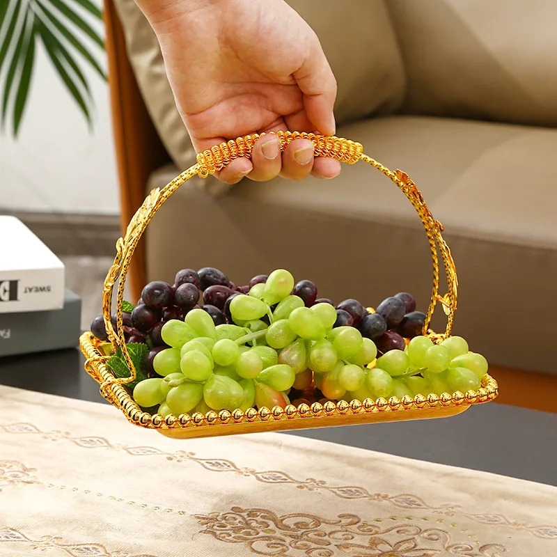European-style wrought iron light luxury fruit plate high-end creative home fashion candy plate dried fruit plate