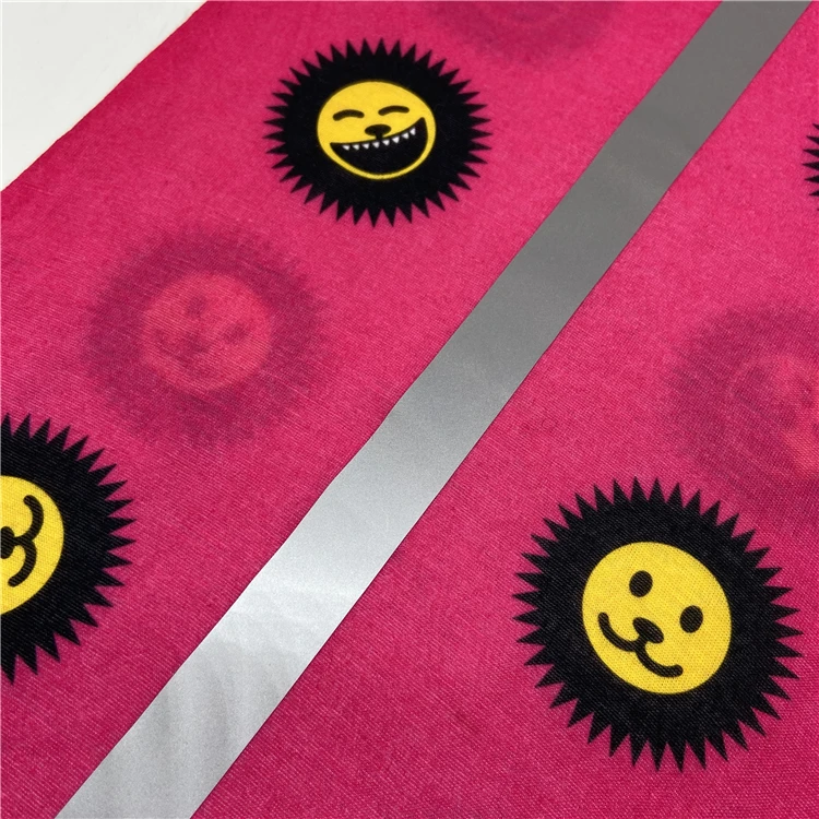 
New arrival muti-functional bandanna seamless neck scarf tube head-wear magic bandanna with reflective stripe 