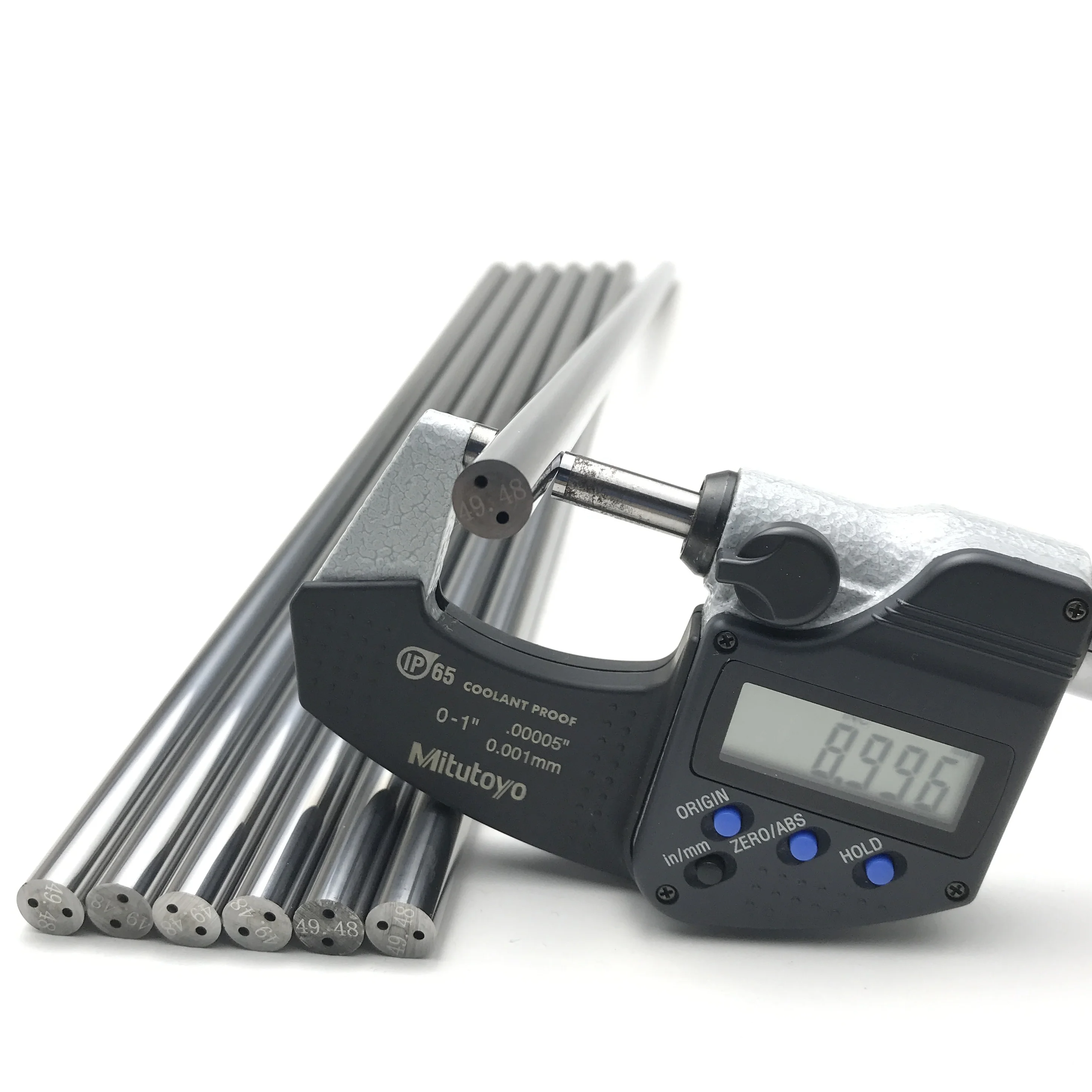 high hardness cemented carbide solid round bar carbide rod tungsten 2 helix holes rod with dia.9*1.4*330mm