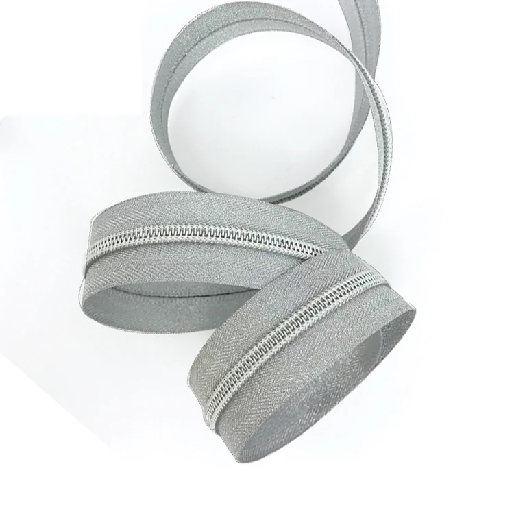 Sales silver teeth 5 nylon zipper belt long chain for wallet, backpack use beautiful sliver teeth match silver tape