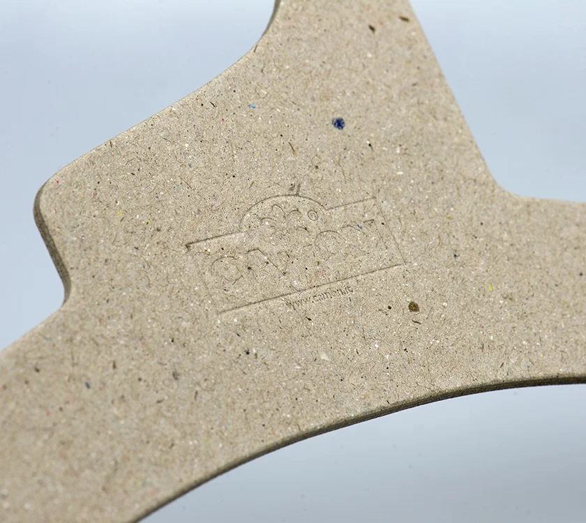 OEM Customized Environmental Protection Paper Hanger Children Hotel Home Markets Hanger