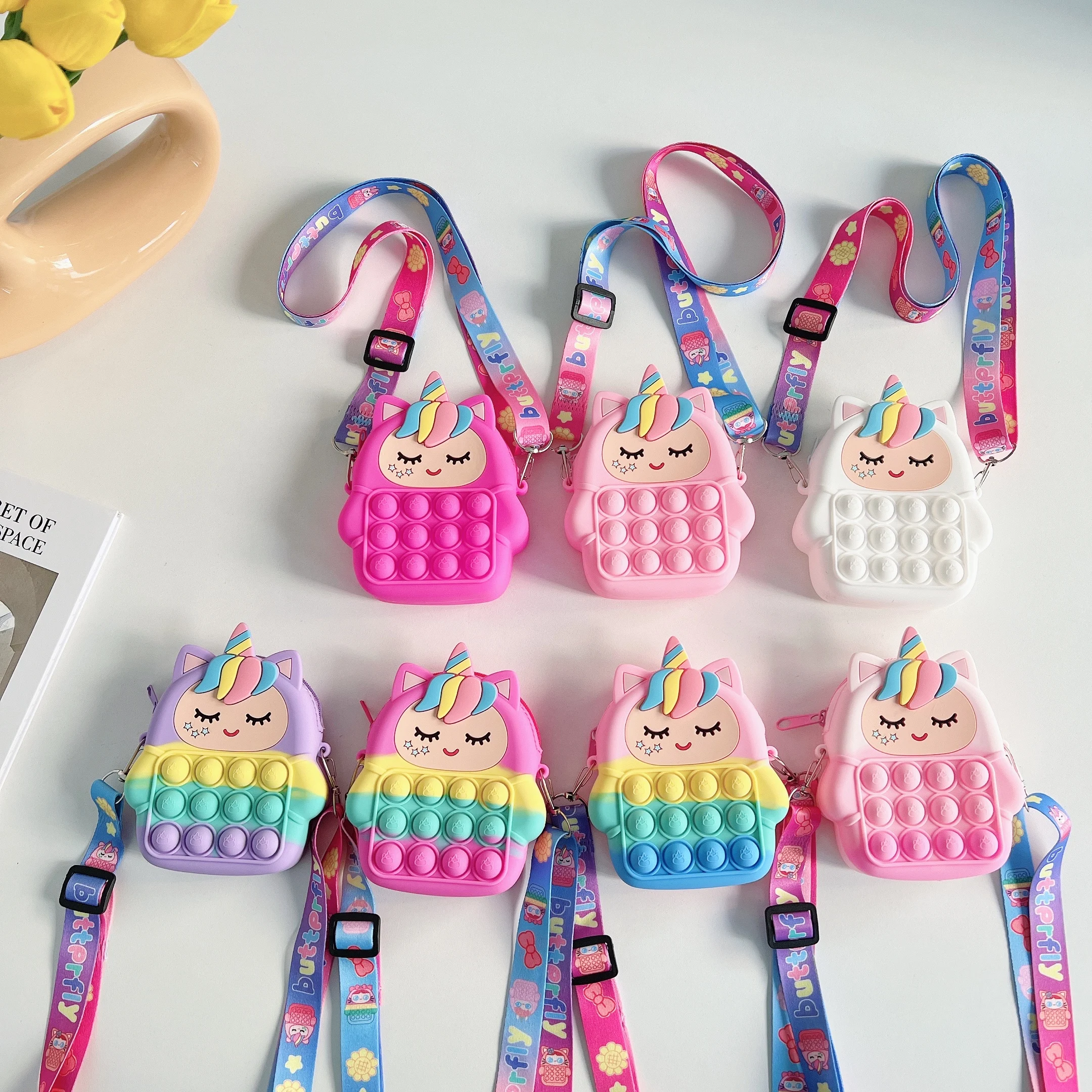 Hot Sale Silicone Toy Cute Shoulder Bag Crossbody Coin Purse Handbags For Kids closed eyes