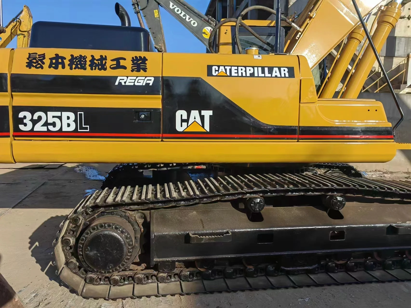 25Ton Japanese CAT Excavator in stock Japan Original CAT325BL Excavator for sale