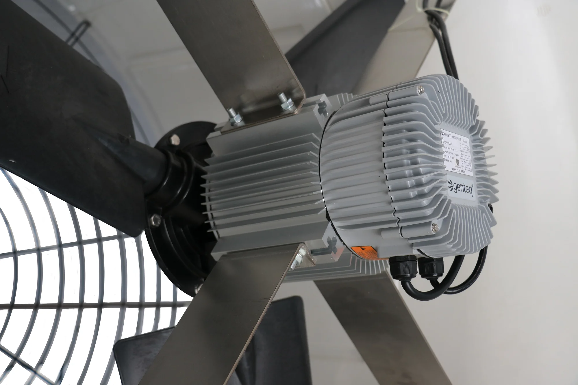 EC frequency direct drive FRP cone fan pig house fan big air flow