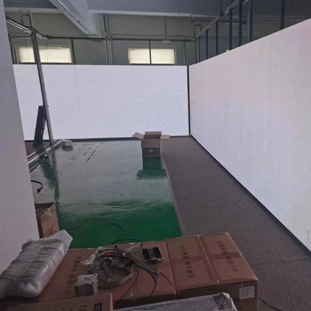 Full Color  SMD Outdoor P5 LED Screen Small Pixel Pitch 5mm Module for Advertising and Welcome Display Video Wall
