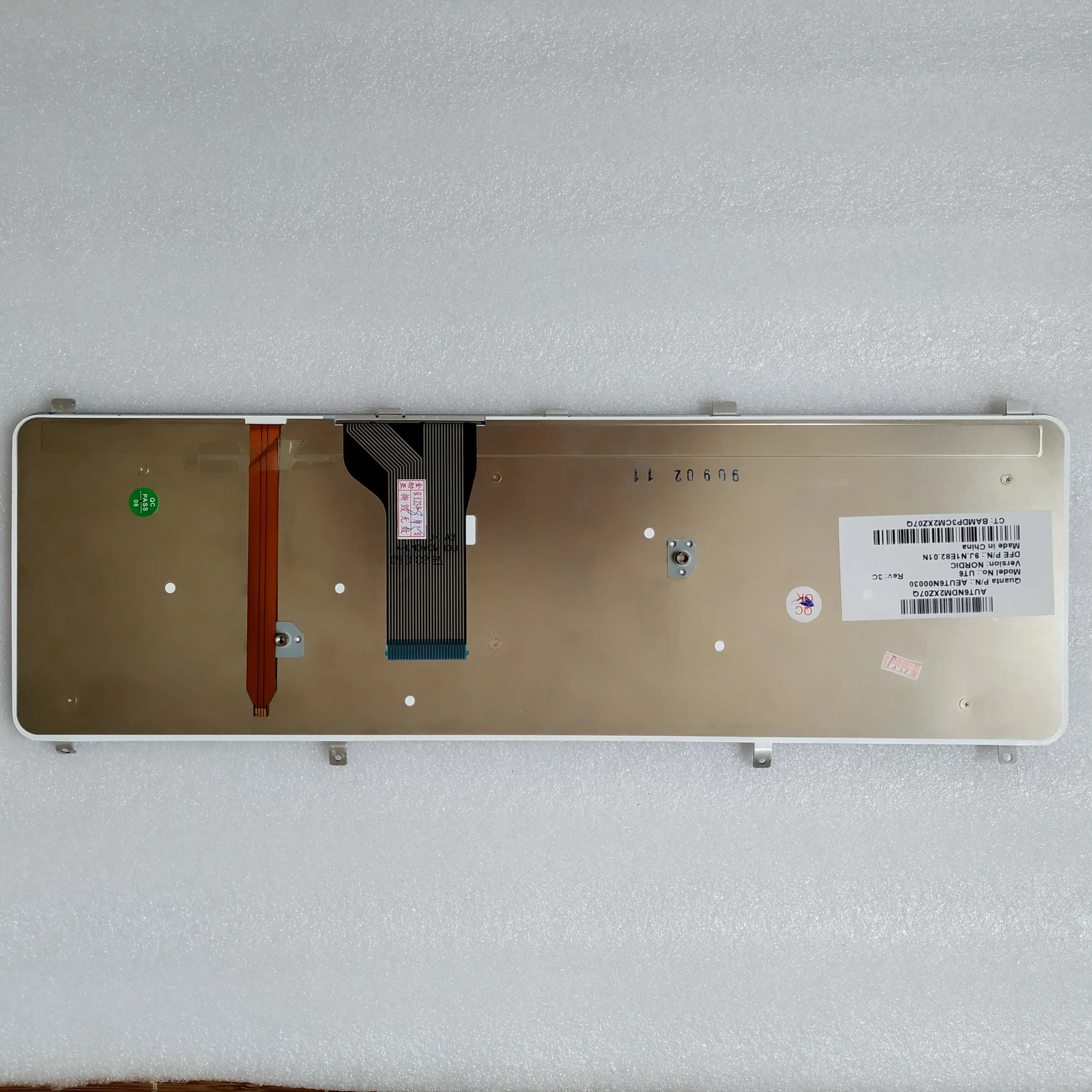 Us Laptop Price External Wholesale Keyboard For HP HDX16 X16T X16-1100 X16-1200 UT-6 AEUT6