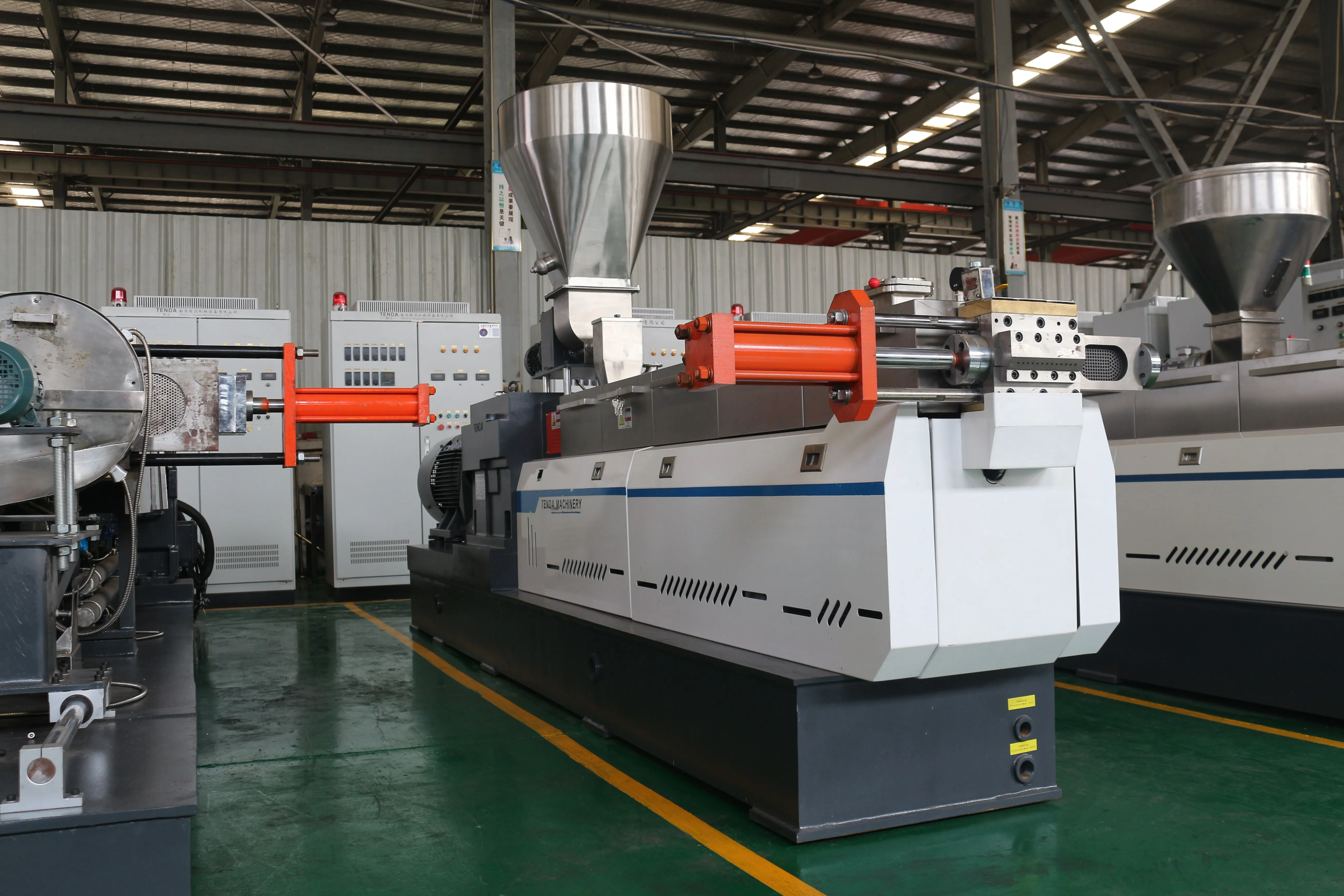 PVC extruder machine /production line machines/ twin screw