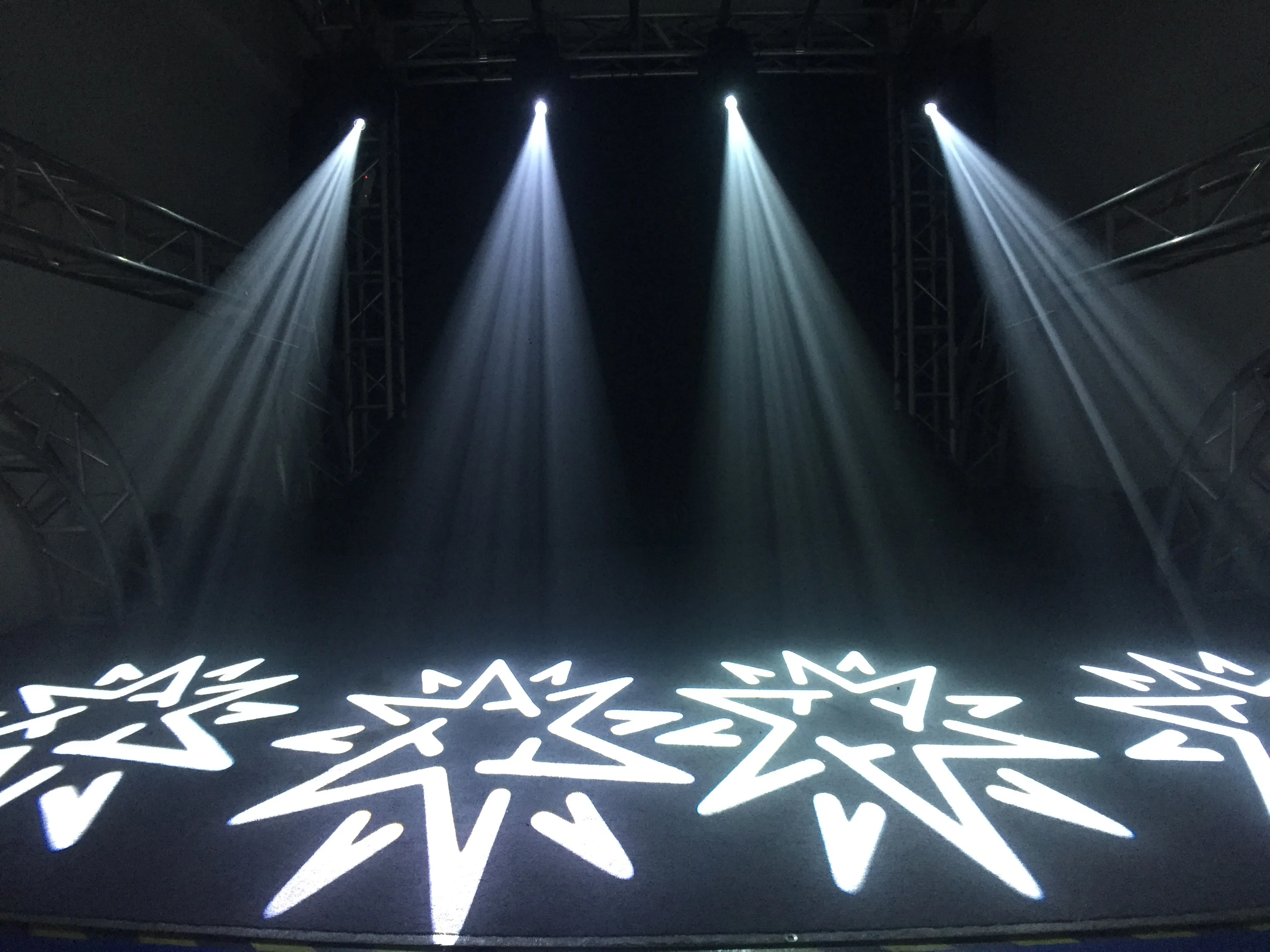 Professional DJ Stage lights 230W led spot moving head beam light with zoom