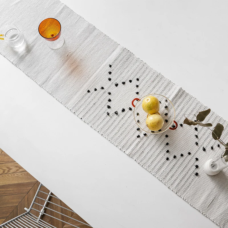 
Nordic style Moroccan black-and-white fringed tablecloth factory cheap customizable black-and-white series table runner 
