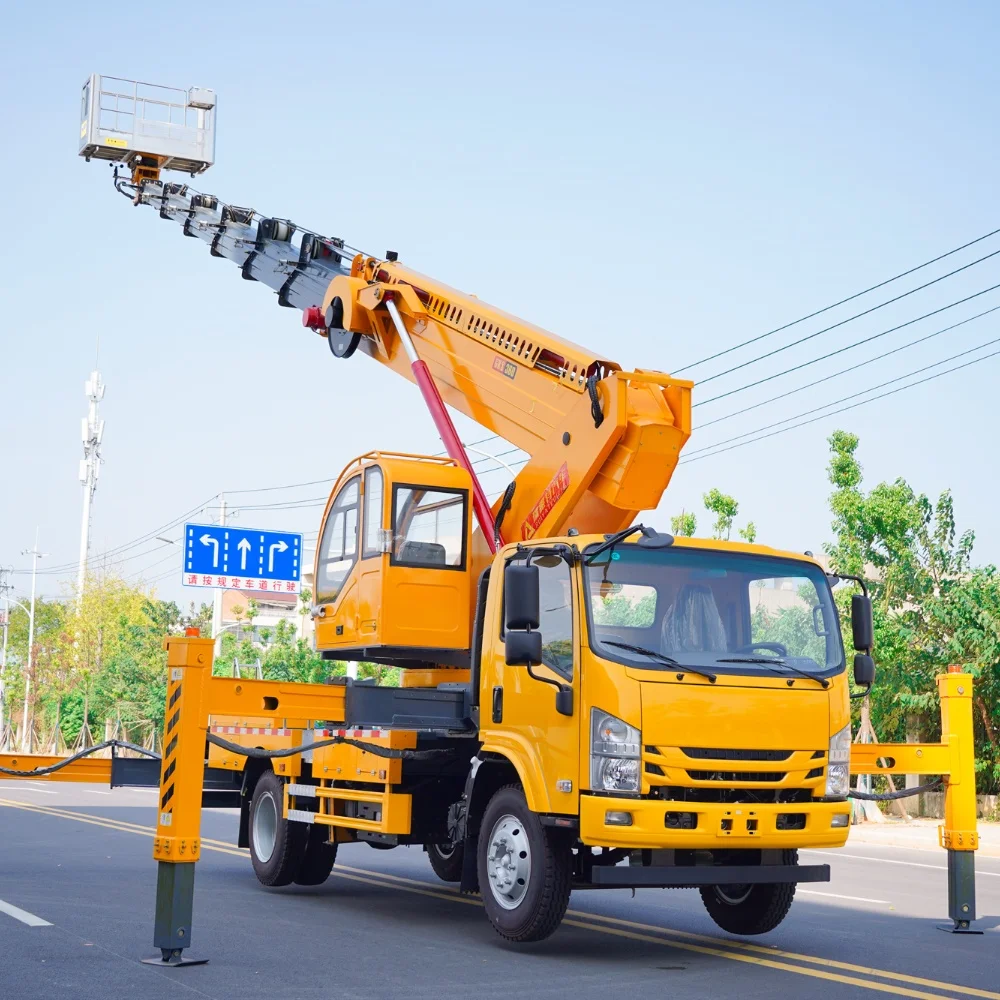 Excellent performance Isuzu 36 Meters telescopic boom bucket lift truck for maintenance and aerial work
