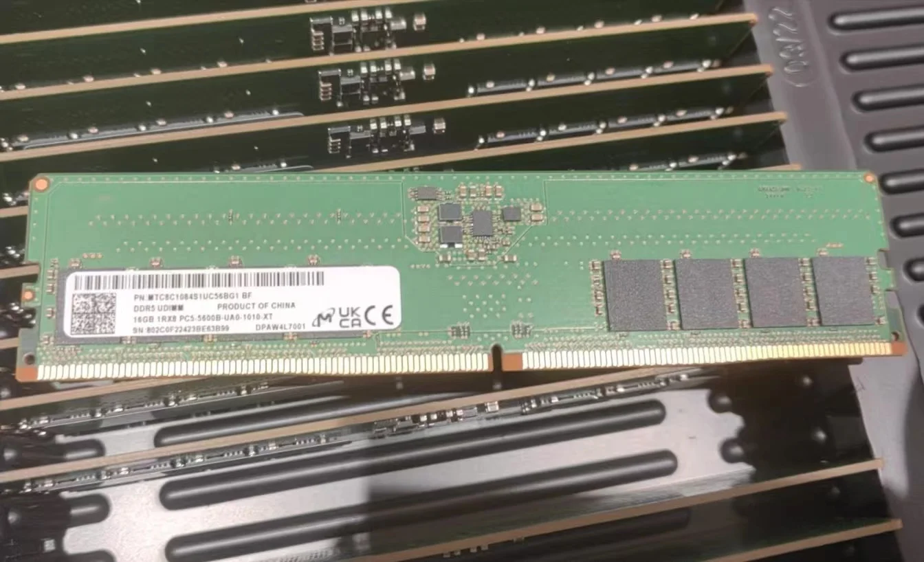 Discrete Semiconductor Products Transistors IGBT Modules FF75R12RT4HOSA1IGBT MOD 1200V 75A 395W new and original in stock