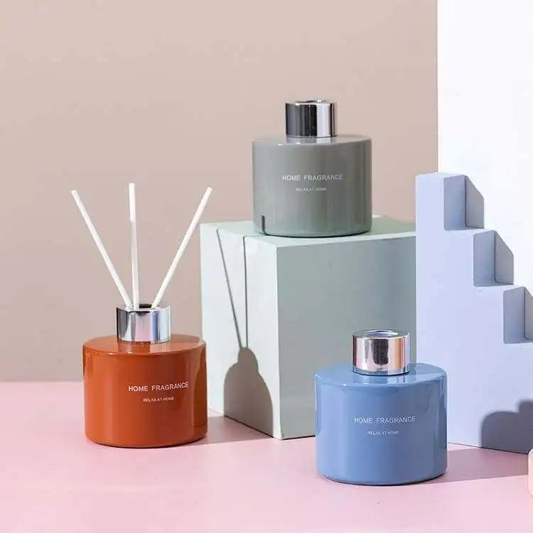 2023 Hot selling 20ml fireless aromatherapy essential oil reed diffuser scent deodorant home fragrance ornaments