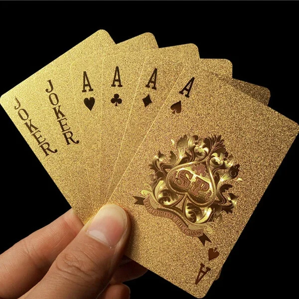 Custom Logo Playing Cards Front And Back Waterproof Black Gold Paper Holographic Poker Playing Cards Printing