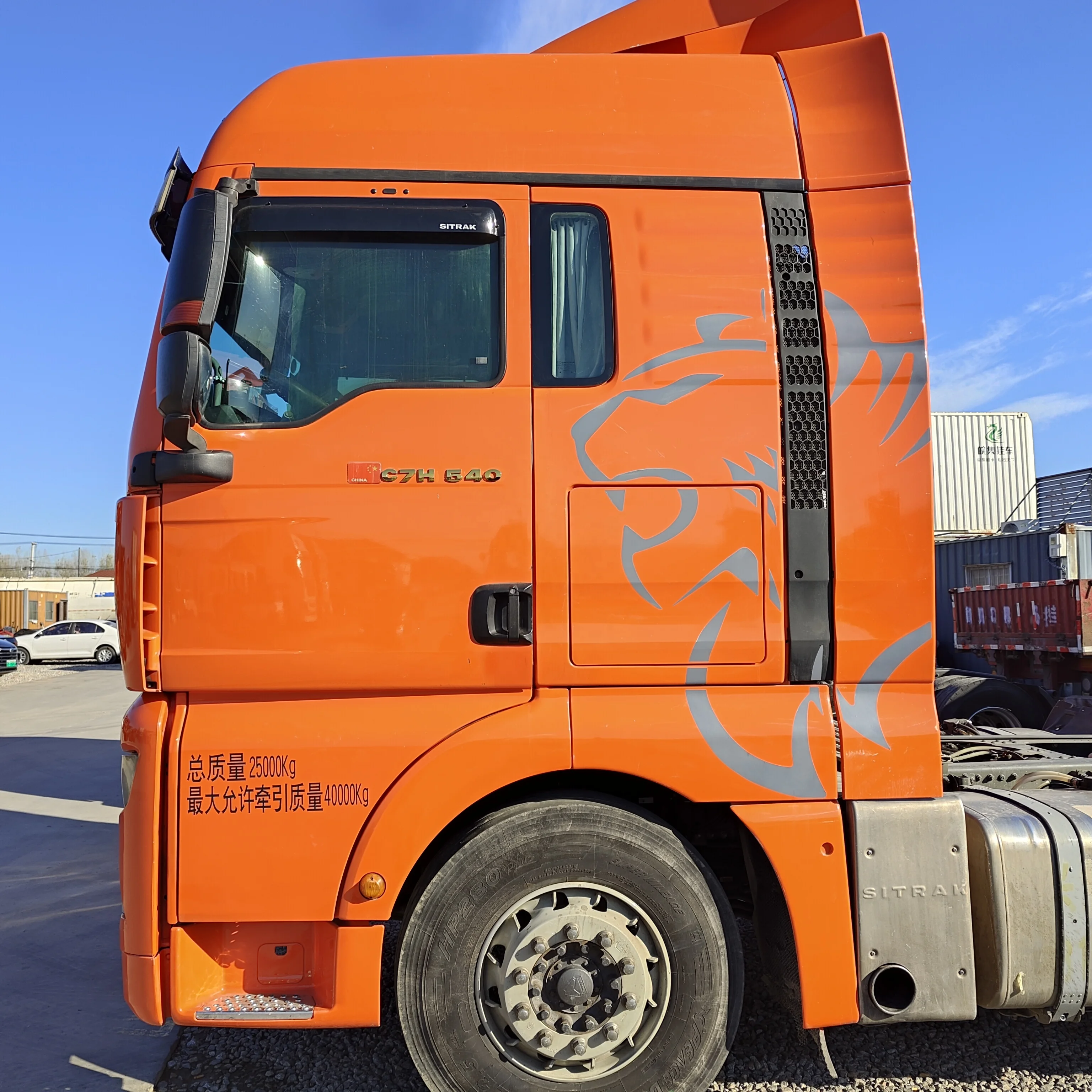 Best Price Sinotruk Sitrak C9H New Diesel Tractor Truck Automatic Transmission Euro 6 Emission Standard 4x2 6x4 Left Transport