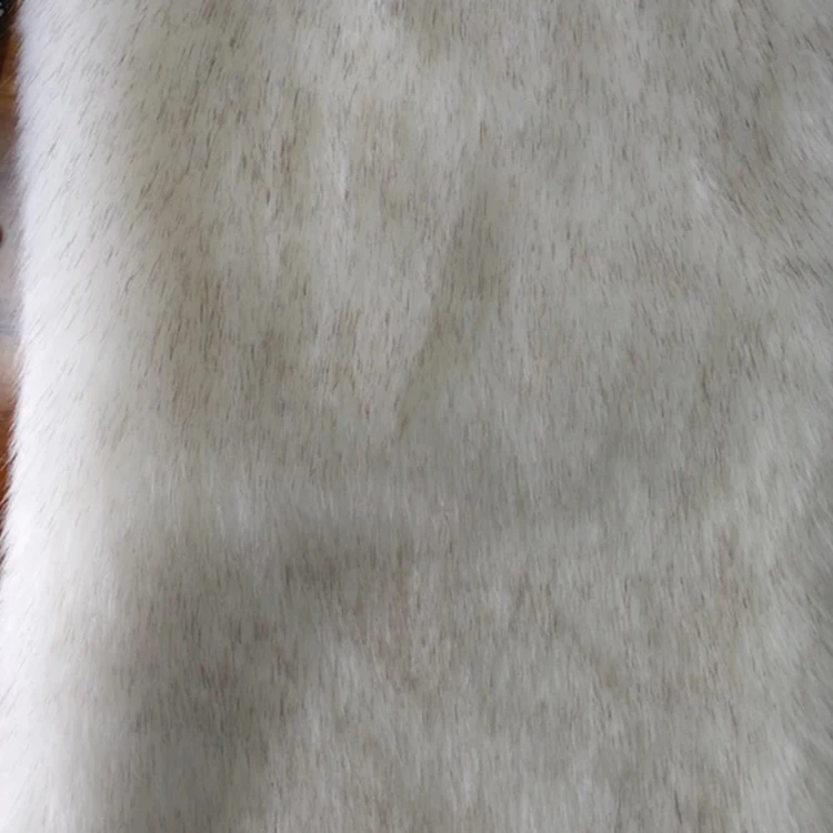 Супермягкая ткань из 100% полиэстера с длинным ворсом из белого искусственного меха енота оптом