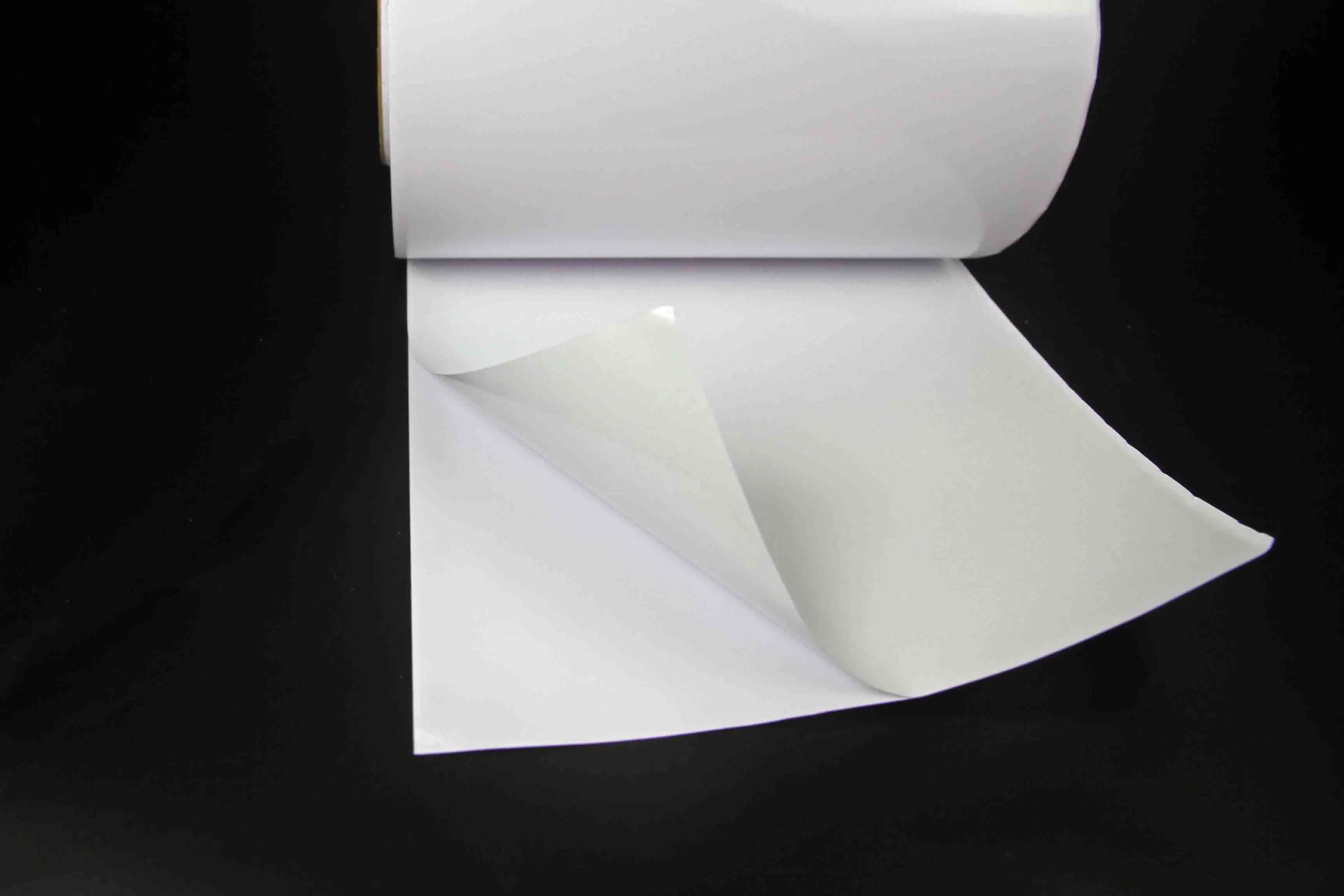 Matte white BOPP 54um Self Adhesive Film Jumbo Adhesive Label
