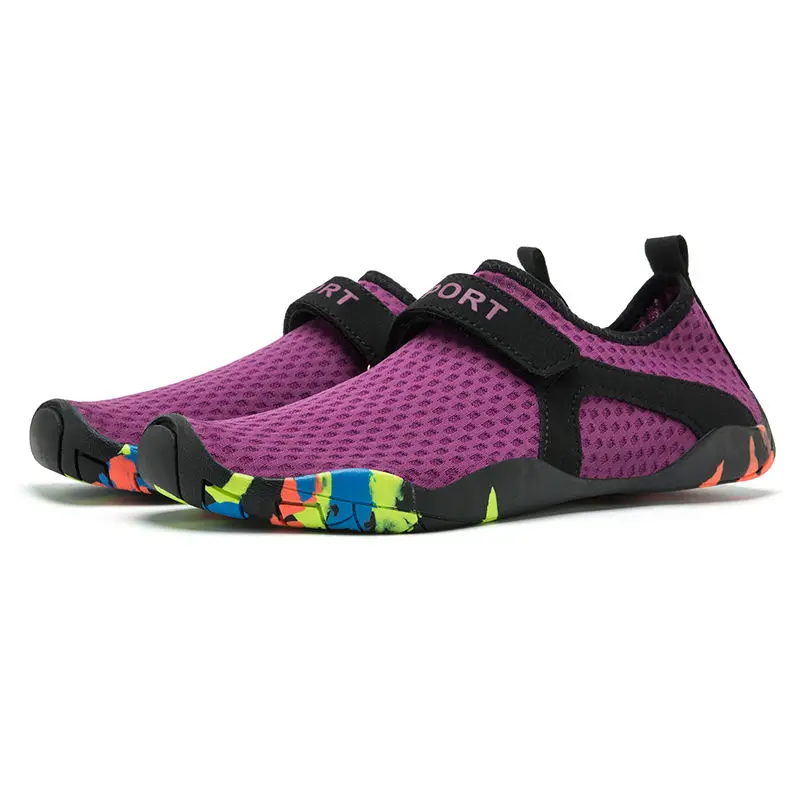 Professional Durable Water Shoes New Arrival Unisex round Toe Beach Shoes Light Weight Breathable Anti-Slippery Summer Spring