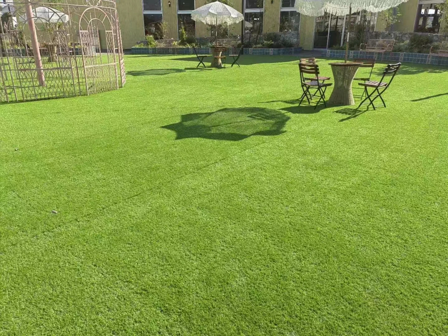 Grass Lawn Synthetic Carpet Grass Plastic Fake Grass for Garden Landscaping