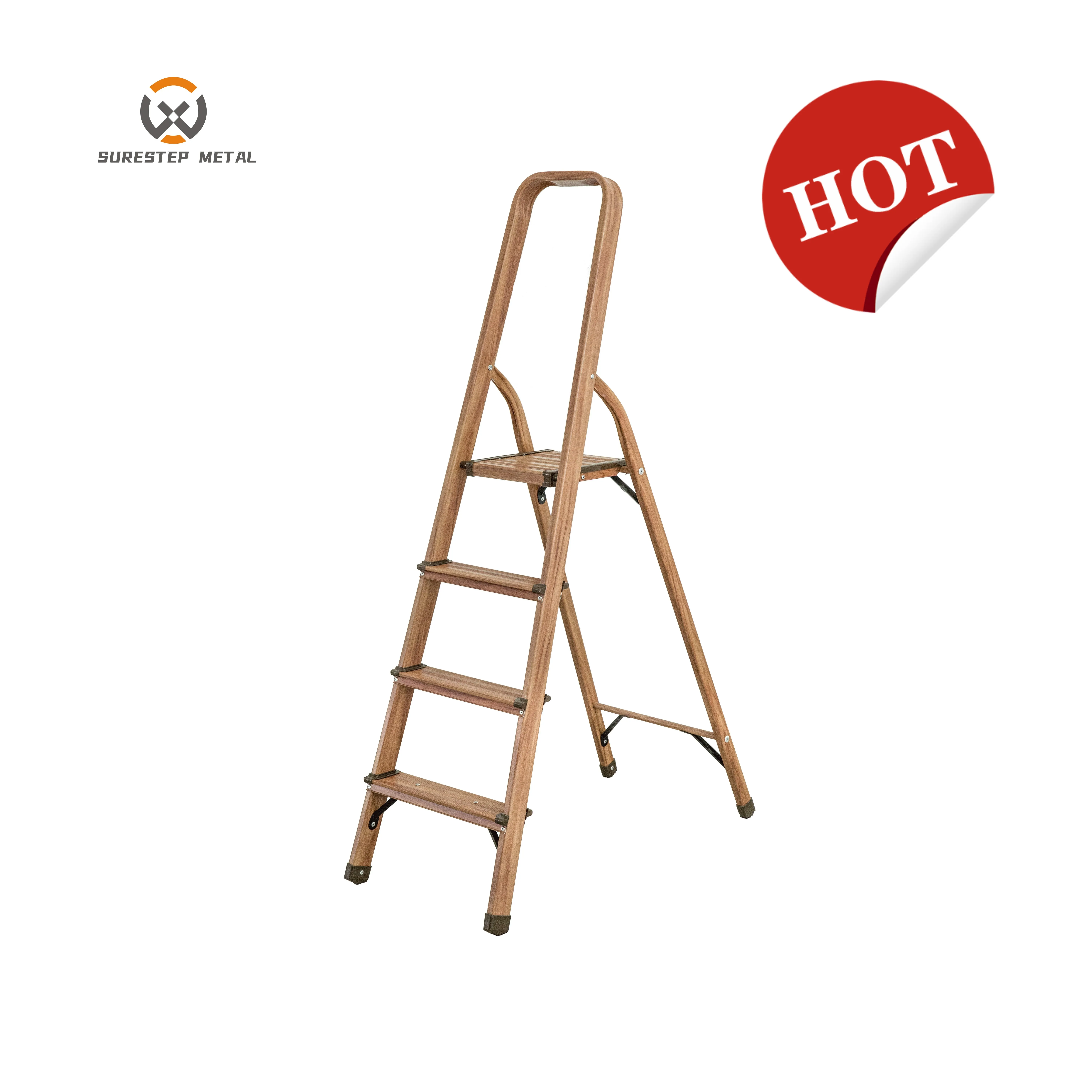 EN131 Two to Four Step 3 Step Foldable Ladder For Sale