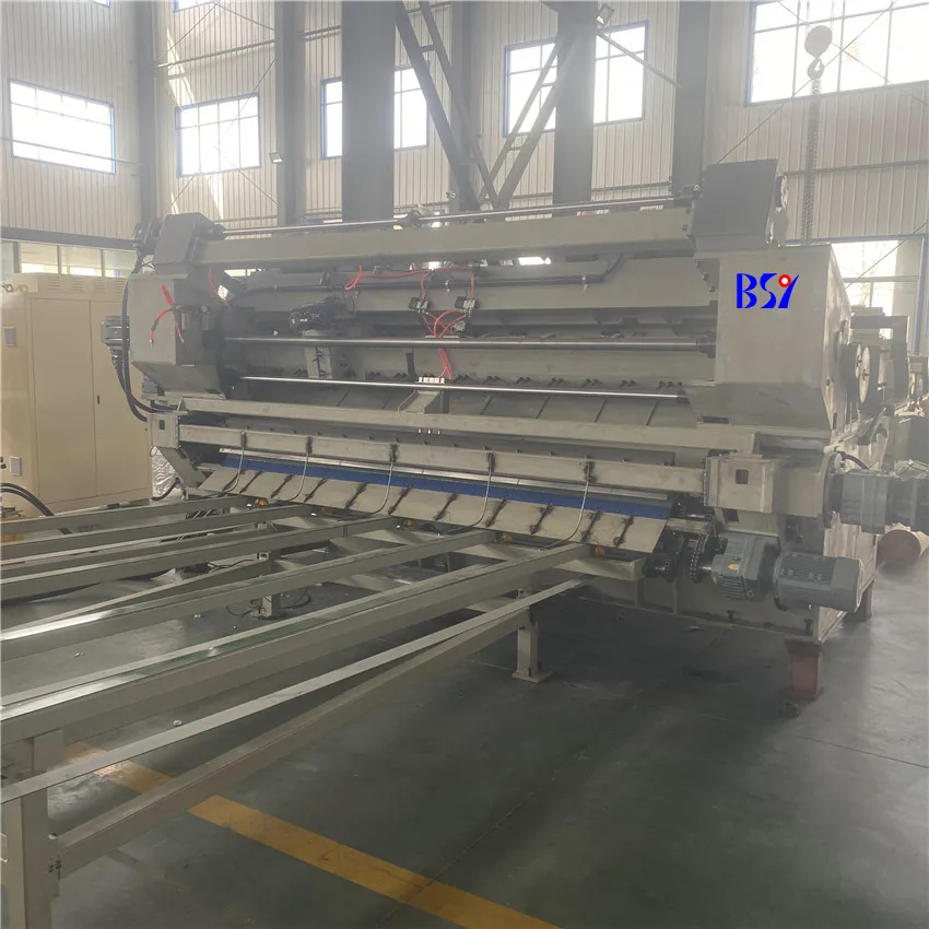 Automatic SLK2600/5F veneer rotary peeling lathe with press bar/10feet wood log debarking and peeling machinery