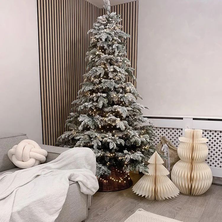 Solid wood wainscot wall panel for interior decoration