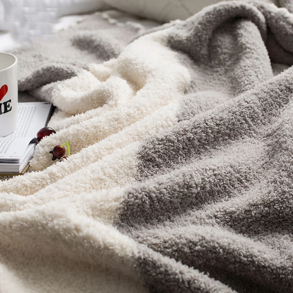 
Wholesale washable travel sofa double bed adult weighted ultra soft velvet cotton wool warming blanket 